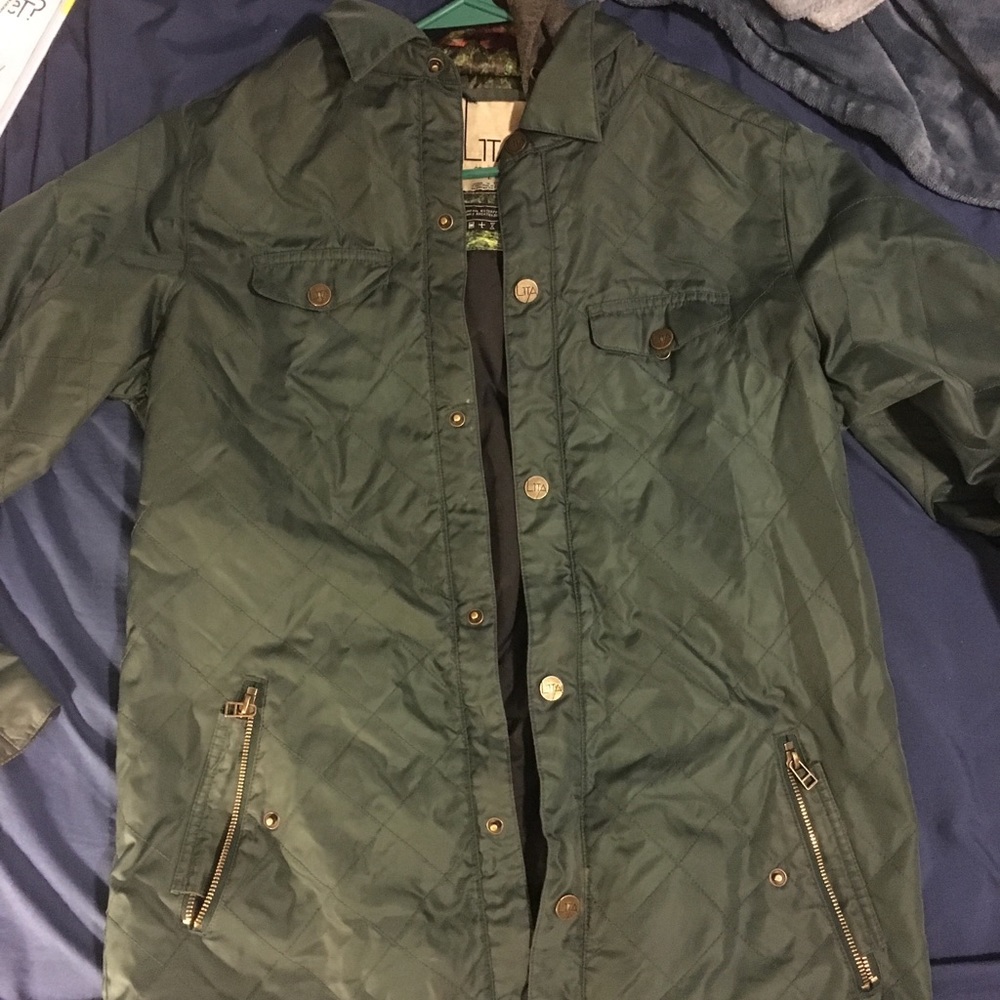 Women’s outdoor L1TA Jacket